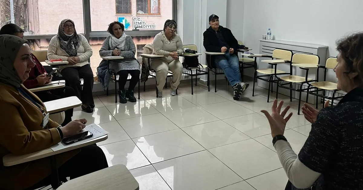 Engelsiz Ebeveyn Akademisi’nde gelecek planlaması konuşuldu