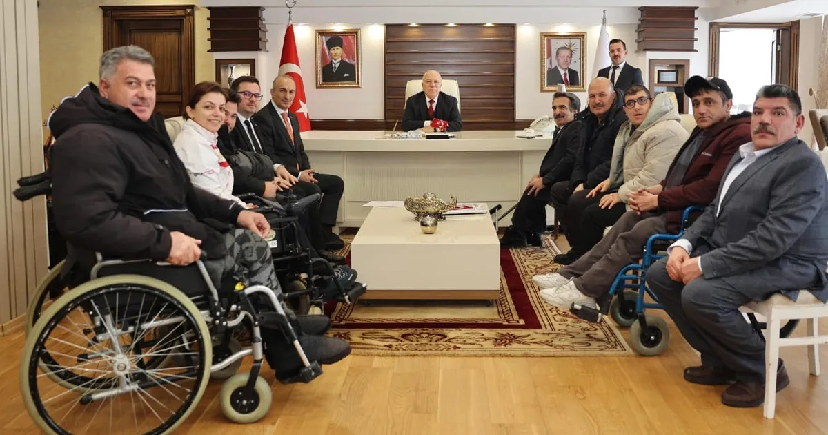 Erzurum’da Engelliler Meclisi’nden Başkan Sekmen’e ziyaret