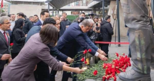 İzmir Büyükşehir Belediye Başkanı Dr. Cemil Tugay, 5 Ocak 2017’de