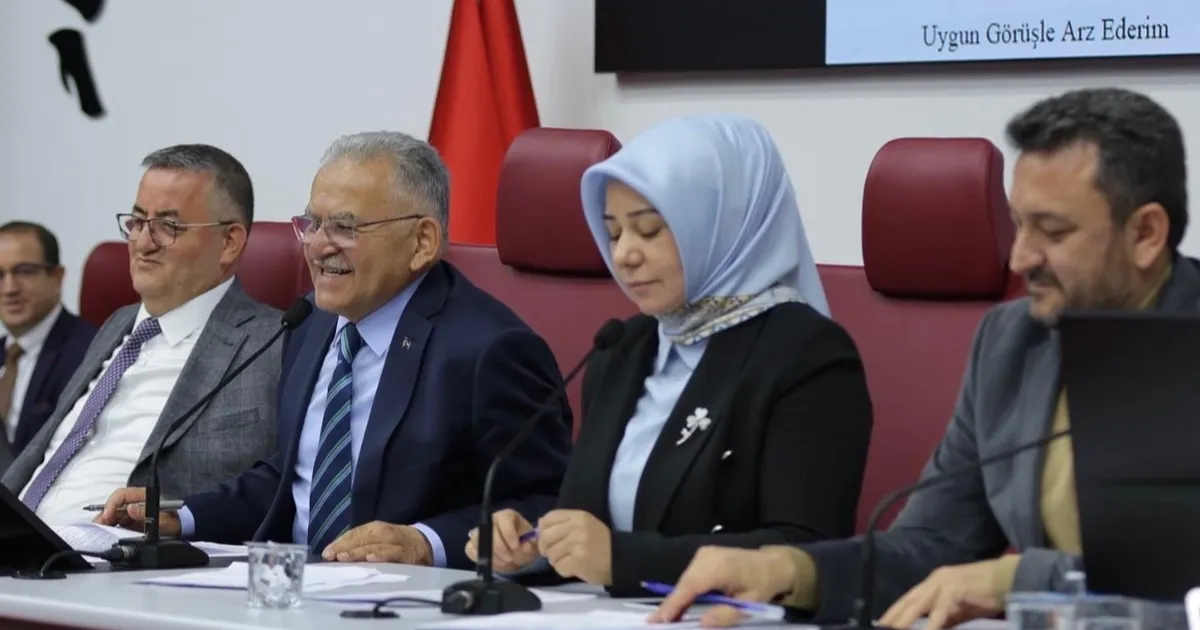 Kayseri Büyükşehir Meclisi’nden Elitaş’a vefa