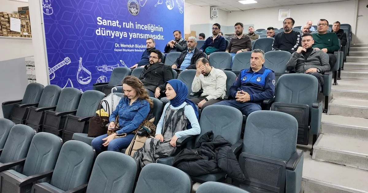 Kayseri Büyükşehir’den personeline ilk yardım eğitimi
