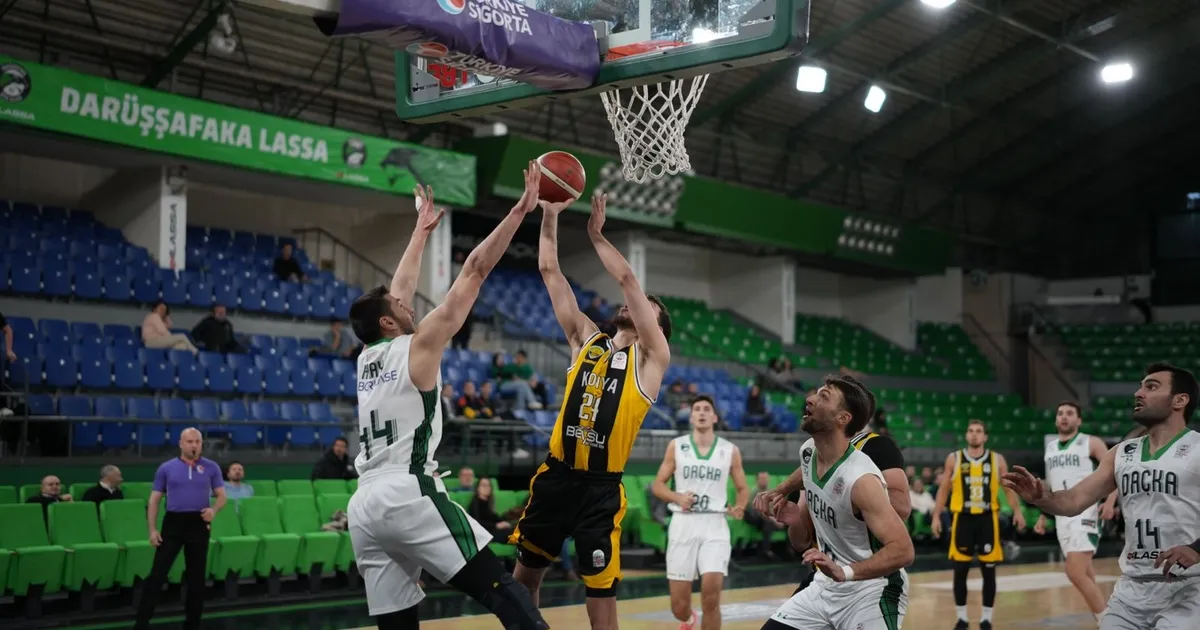 Konya Büyükşehir Federasyon Kupası’nda adını yarı finale yazdırdı