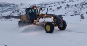 Malatya Büyükşehir Belediyesi, etkili olan kar yağışı ve olumsuz hava