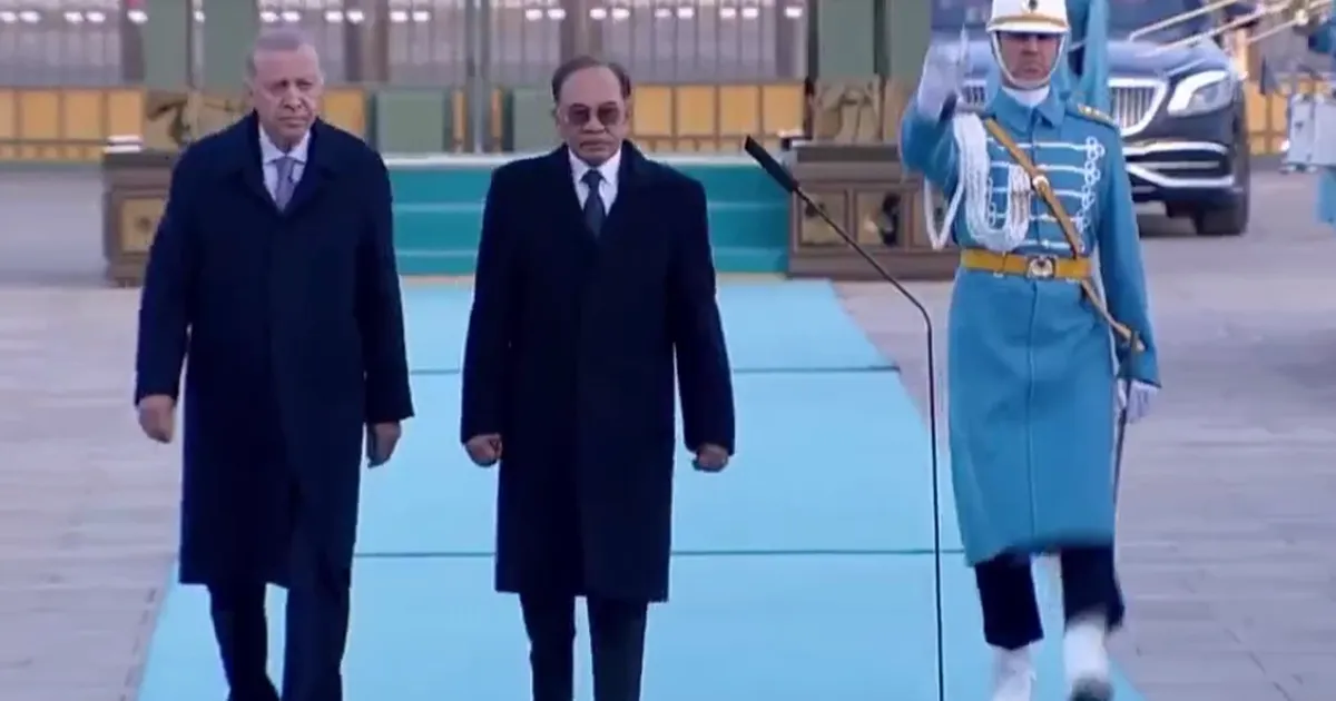 Malezya Başbakanı Enver İbrahim Külliye’de