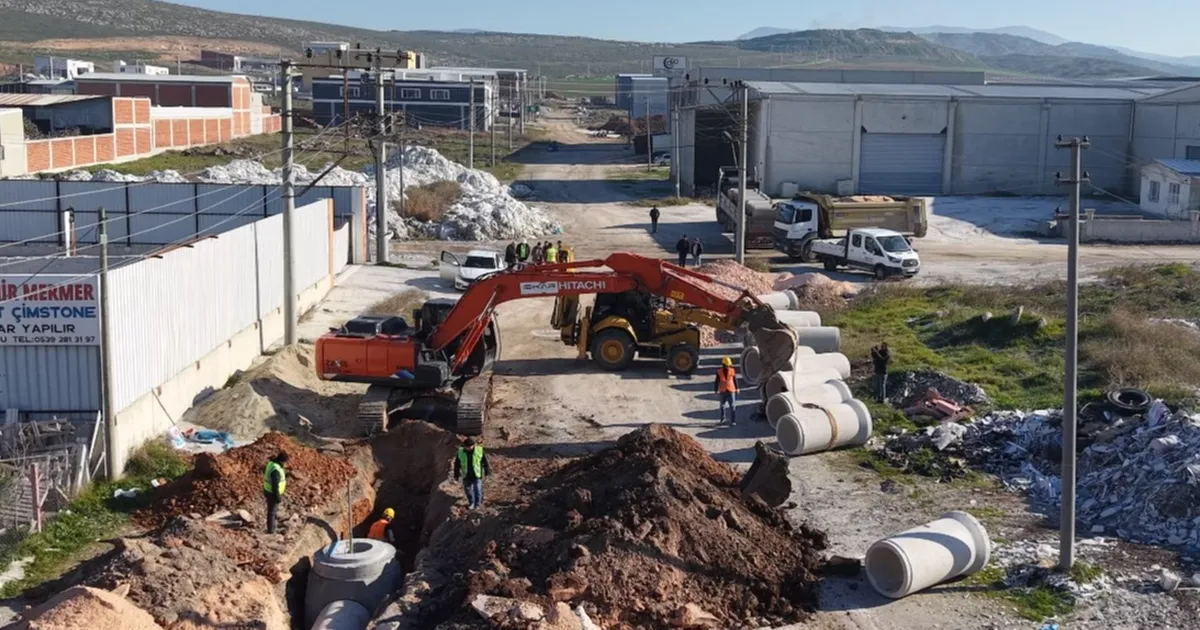 Manisa’da Karaosmanoğlu Sanayi Sitesi’nin çeyrek asırlık altyapısı çilesi son buluyor