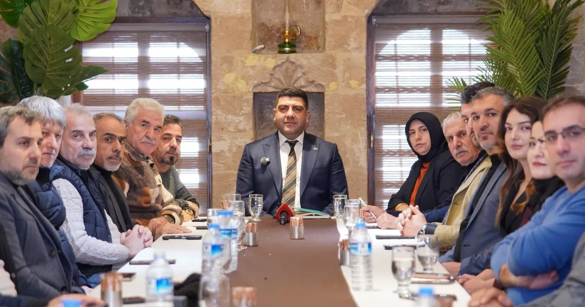 Mardin’de AK Parti İl Başkanı Üncü gazetecilerle buluştu