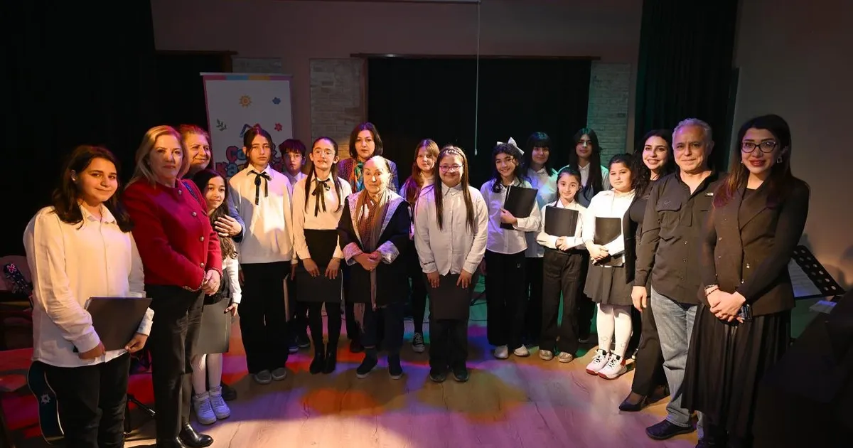 Mersin’de Çocuk Kampüsü öğrencilerinden sanat şöleni