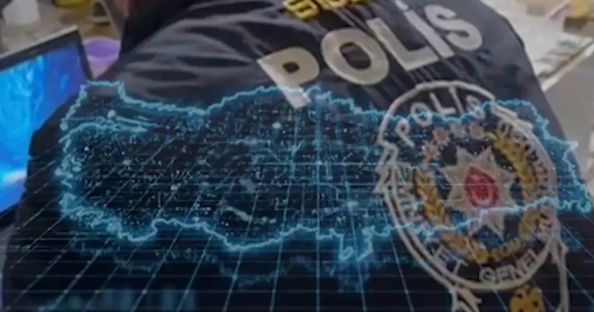 Siber suçlara 16 ilde 126 gözaltı!