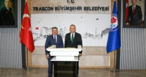 Trabzon Valisi Tahir Şahin, Trabzon Büyükşehir Belediyesi'ne ziyarette bulundu.