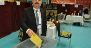 Ümraniye Esnaf ve Sanatkârlar Odası’nın 16. Seçimli Genel Kurulu, yoğun