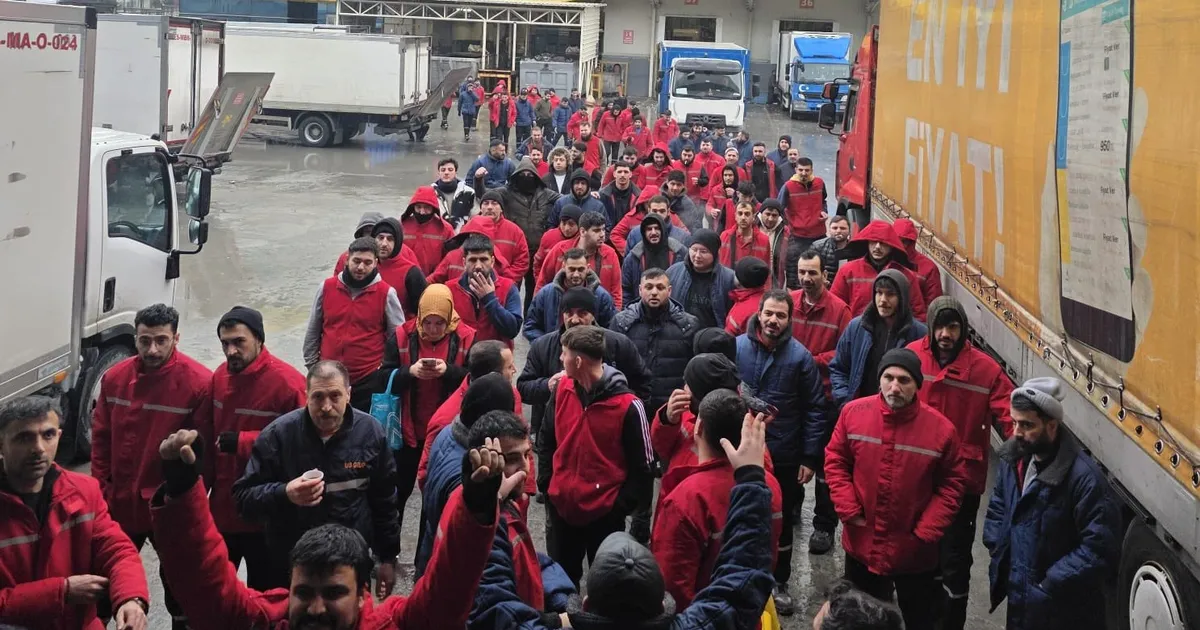 7 bin 875 dağıtım çalışanı Migros’un kadrosunda