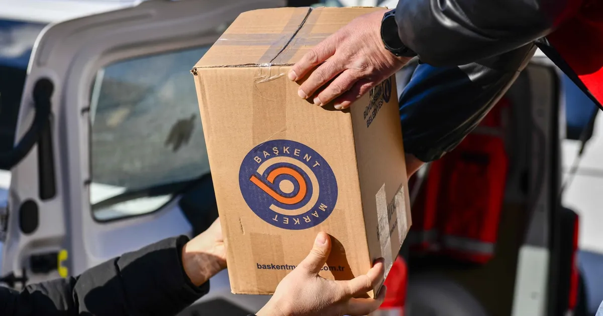 Ankara’da “Koli Ver” kampanyası devam ediyor 