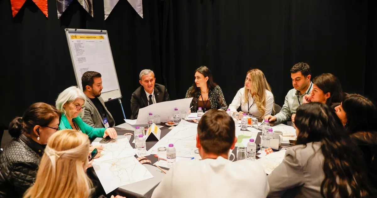 Antalya’da ulaşımın geleceği masaya yatırıldı