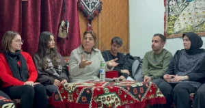 6 Şubat depremlerinin üçüncü yıl dönümünde Adıyaman’a giden Arya Woman