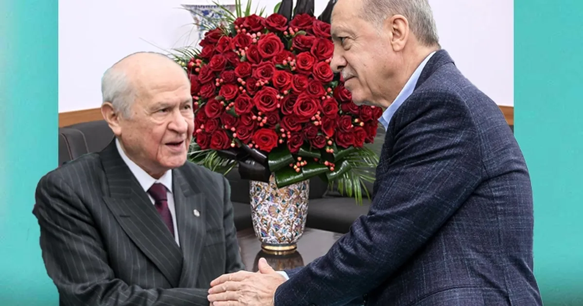 Bahçeli’den Cumhurbaşkanı Erdoğan’a 72 güllü yaş hediyesi