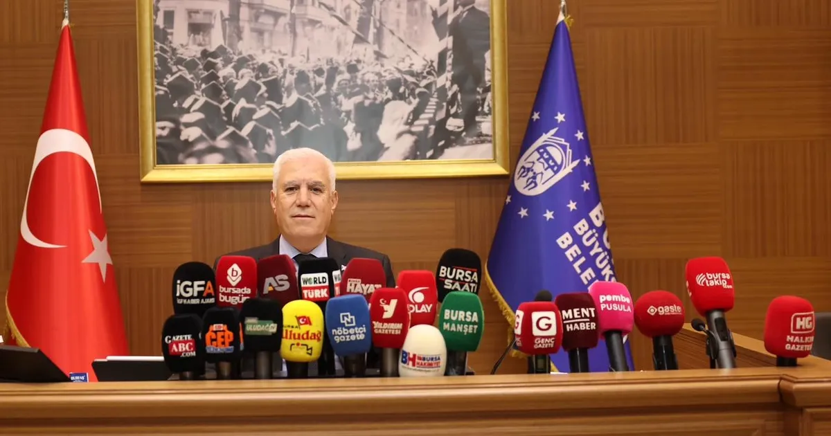 Bursa Büyükşehir Belediye Başkanı Mustafa Bozbey, Ramazan ayını ruhuna yakışır
