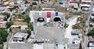 İzmir Büyükşehir Belediyesi, Buca ile Bornova’yı birbirine bağlayacak tünel çalışmaları