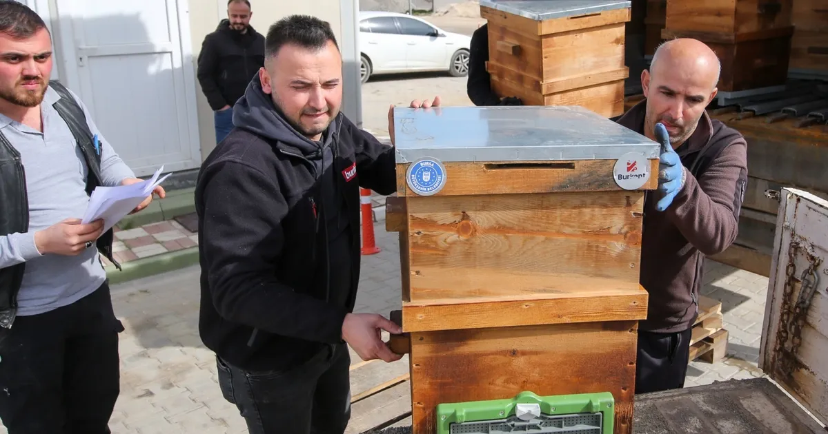 Bursa Büyükşehir’den kırsal üretime kovan desteği