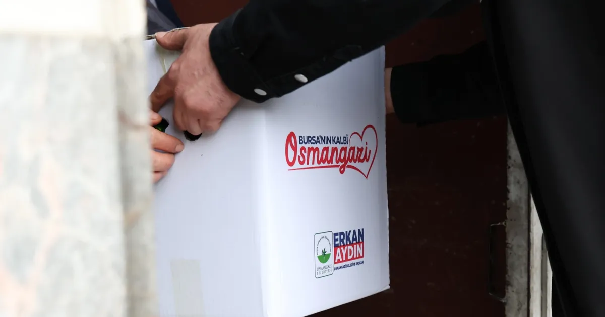 Bursa Osmangazi’de ihtiyaç sahiplerine erzak desteği