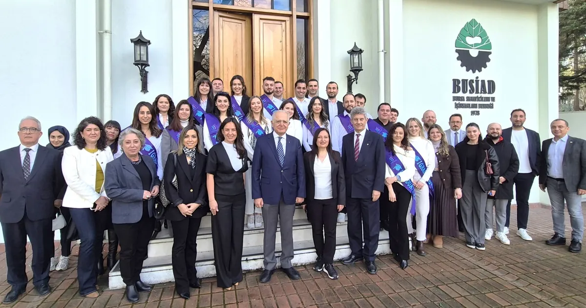 Bursa’da İK Kodları 2. dönemi mezunlarını verdi