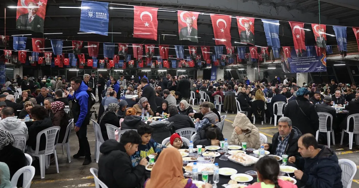 Bursa’da Ramazan, Büyükşehir’le bir başka yaşanıyor