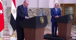 Cumhurbaşkanı Recep Tayyip Erdoğan, resmi ziyaret için bulunduğu Mısır’da, Cumhurbaşkanı
