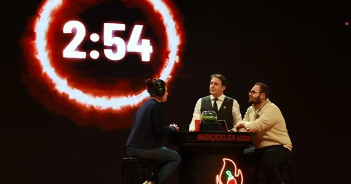 Denizli Komedi Sahnesi kahkaha tufanıyla başladı