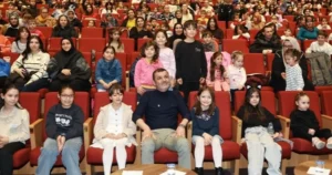 Denizli Büyükşehir Belediyesi, çocukların kültürel gelişimlerine katkı sağlamak ve aile