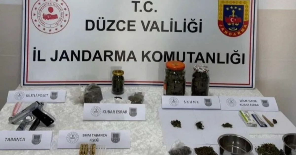 Düzce’de uyuşturucu operasyonu: 2 gözaltı