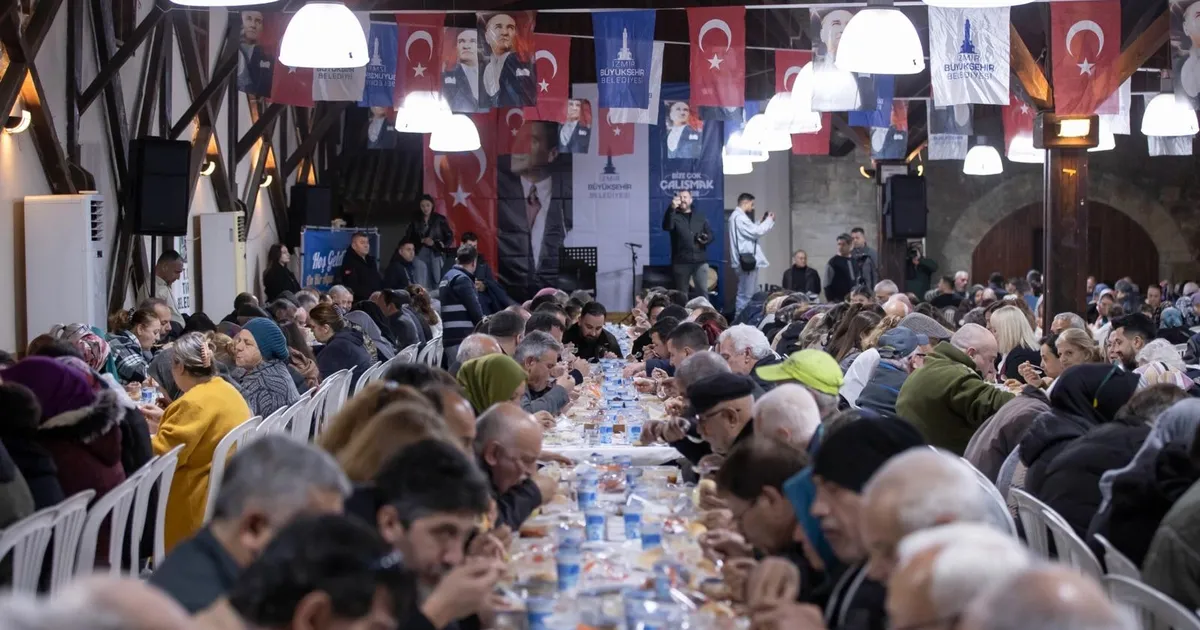 İzmir Büyükşehir Tire’de sofra kurdu