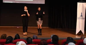 İzmir Büyükşehir Belediyesi’nin sağır ve işitme engelli kadınlara yönelik başlattığı