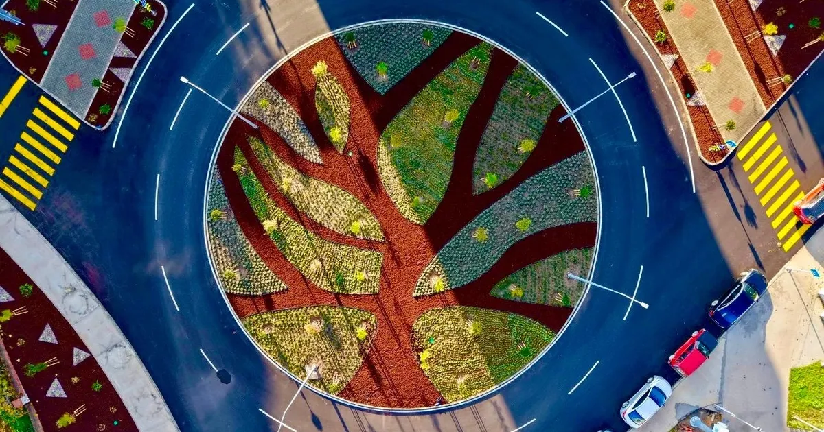 İzmir’de kavşaklar sanat eserine dönüşüyor