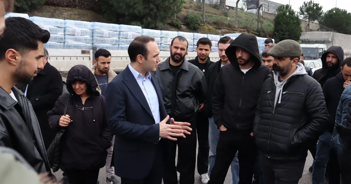 İzmit Belediyesi, Migros depo işçilerinin düşük zam teklifi ve sendikal