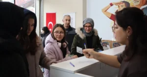 İzmit Belediyesi Çınar Akademi’nin 2026-2027 eğitim öğretim yılı için düzenlediği