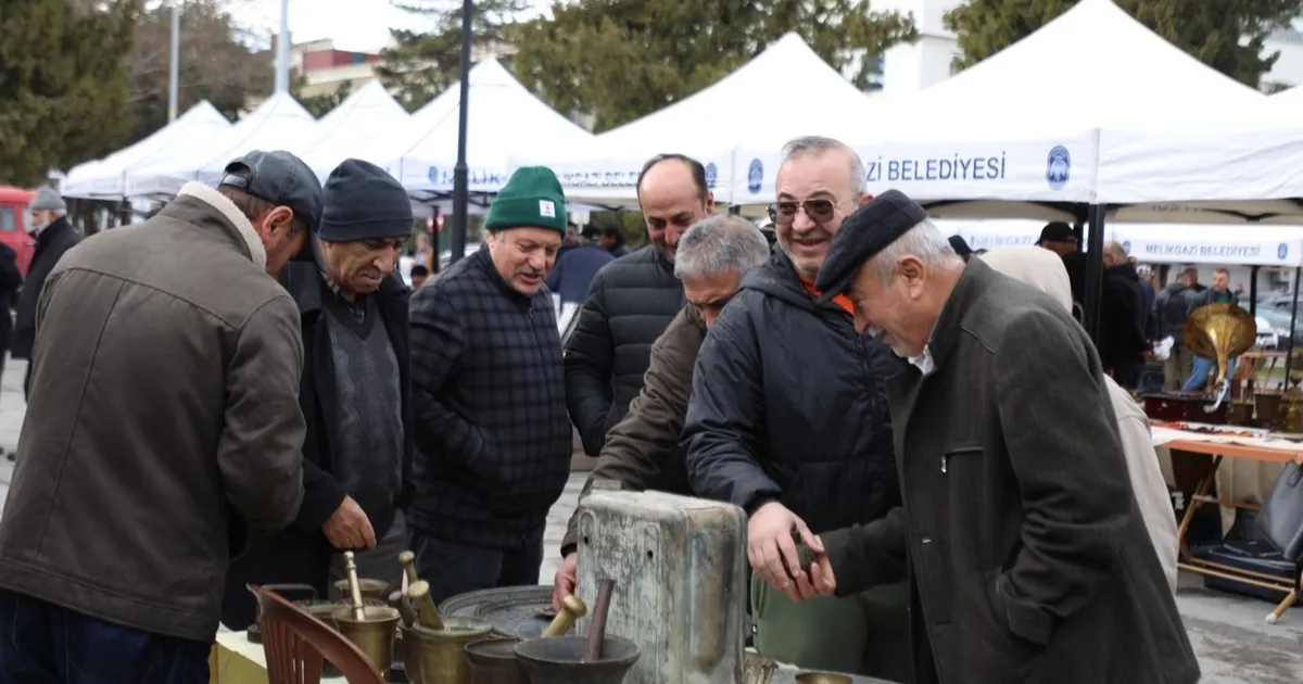 Kayseri Melikgazi’den Antika Pazarı