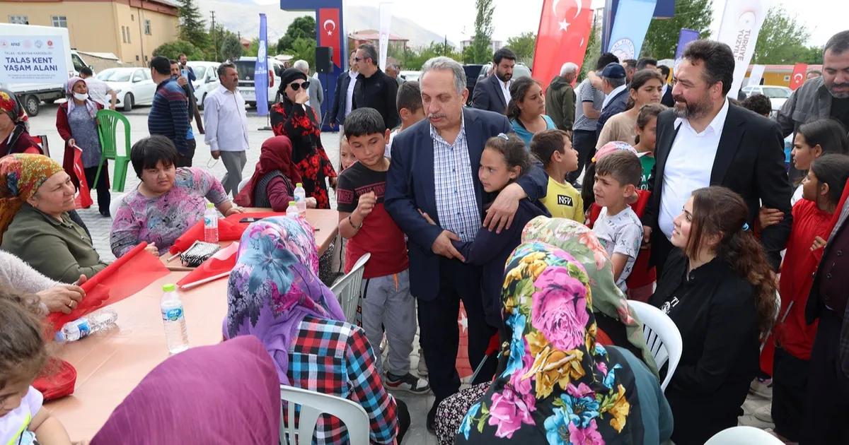Kayseri Talaslı çocuklar teravihte buluşacak