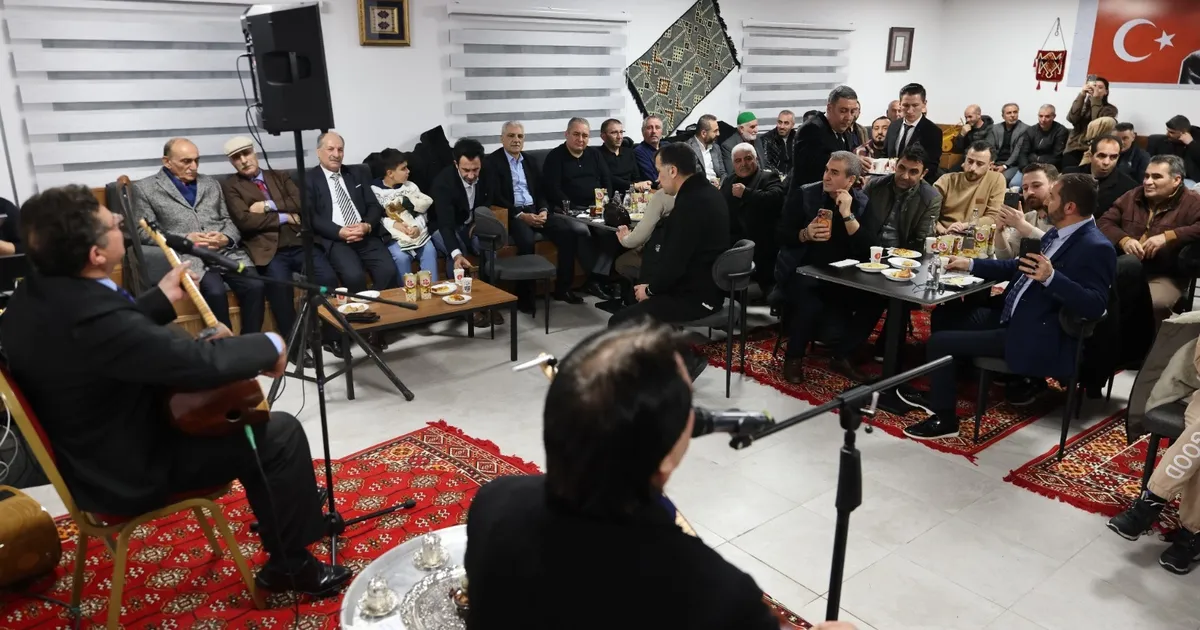 Keçiören’de Aşıklar Kıraathanesi’nde geleneksel ramazan coşkusu