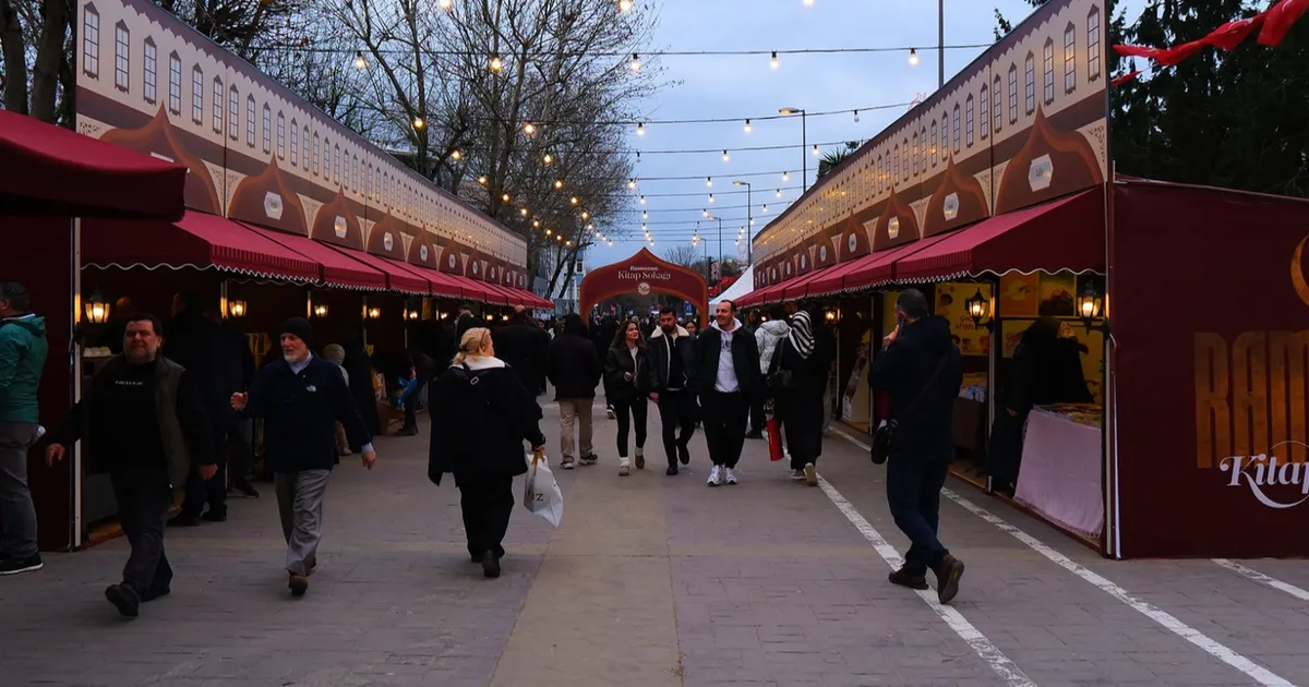 Kitap Sokağı Sakarya’da kapılarını açtı
