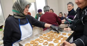 Kocaeli Büyükşehir Belediyesi’nin 65 yaş üzeri vatandaşların sosyal hayata daha