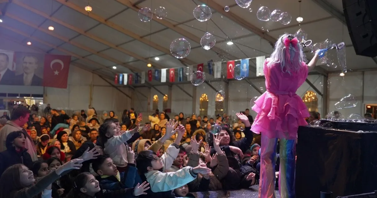 Kocaeli’deki çadır eski Ramazanları aratmıyor