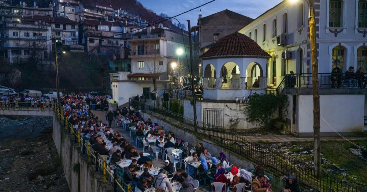 Kocaeli Büyükşehir Belediye Başkanı Tahir Büyükakın, Ramazan Ayı’nın 6’ncı gününde