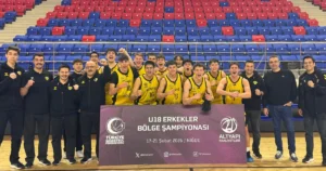Konya Büyükşehir Belediye Başkanı Uğur İbrahim Altay, Büyükşehir Belediyespor’un basketbol