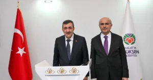 Cumhurbaşkanı Yardımcısı Cevdet Yılmaz, Büyükşehir Belediyesi Hizmet binası içerisinde yapılan