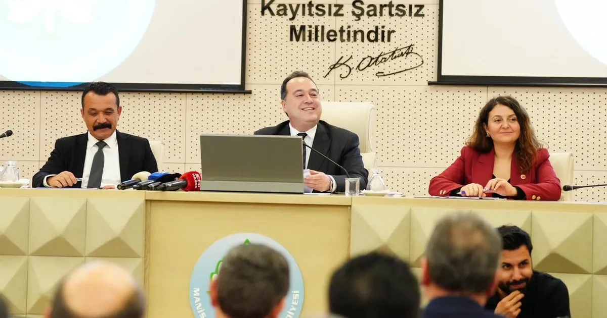 Manisa Büyükşehir Belediye Başkanı Besim Dutlulu, sosyal belediyecilikte ezber bozan