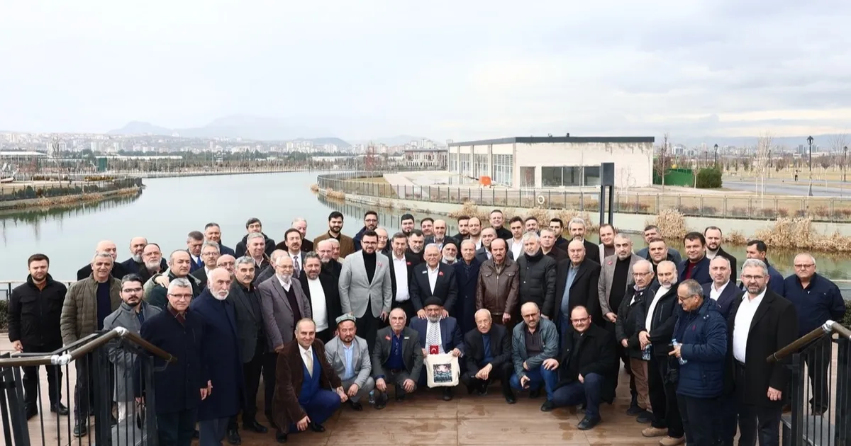 Memduh Büyükkılıç STK temsilcileriyle buluştu