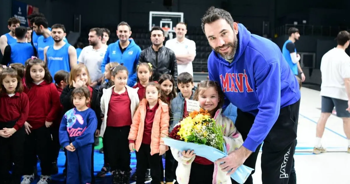 Minik basketbol sevdalıları, Çayırova’nın dev adamlarıyla buluştu