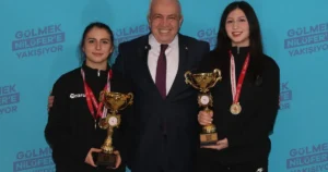 Bursa'da Nilüfer Belediyespor Basketbol Kız Takımı, U16 ve U18 kategorilerinde