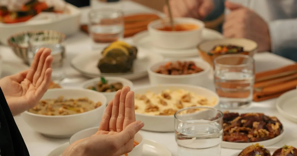 Ramazan’da mide sorunları ve halsizliği aşmak için altın tavsiyeler… Sahur sağlık için önemli mi?