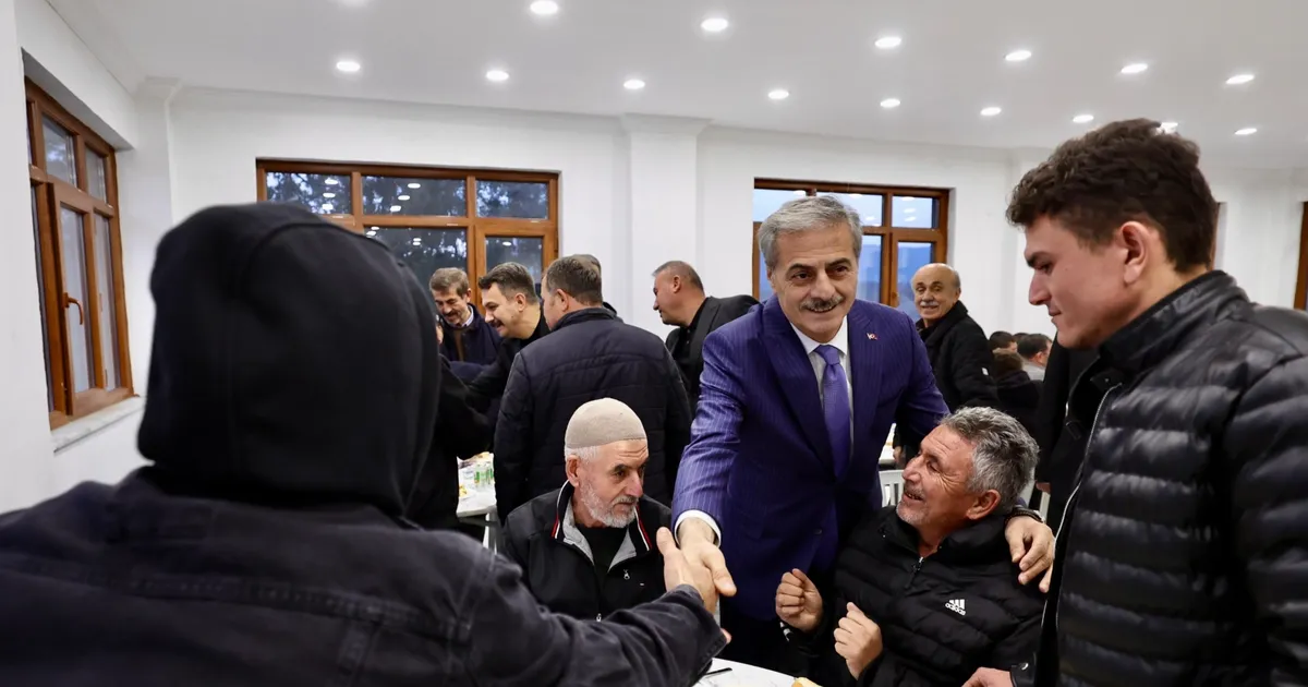 Sakarya’da Başkan Alemdar Taraklı’da vatandaşlarla buluştu