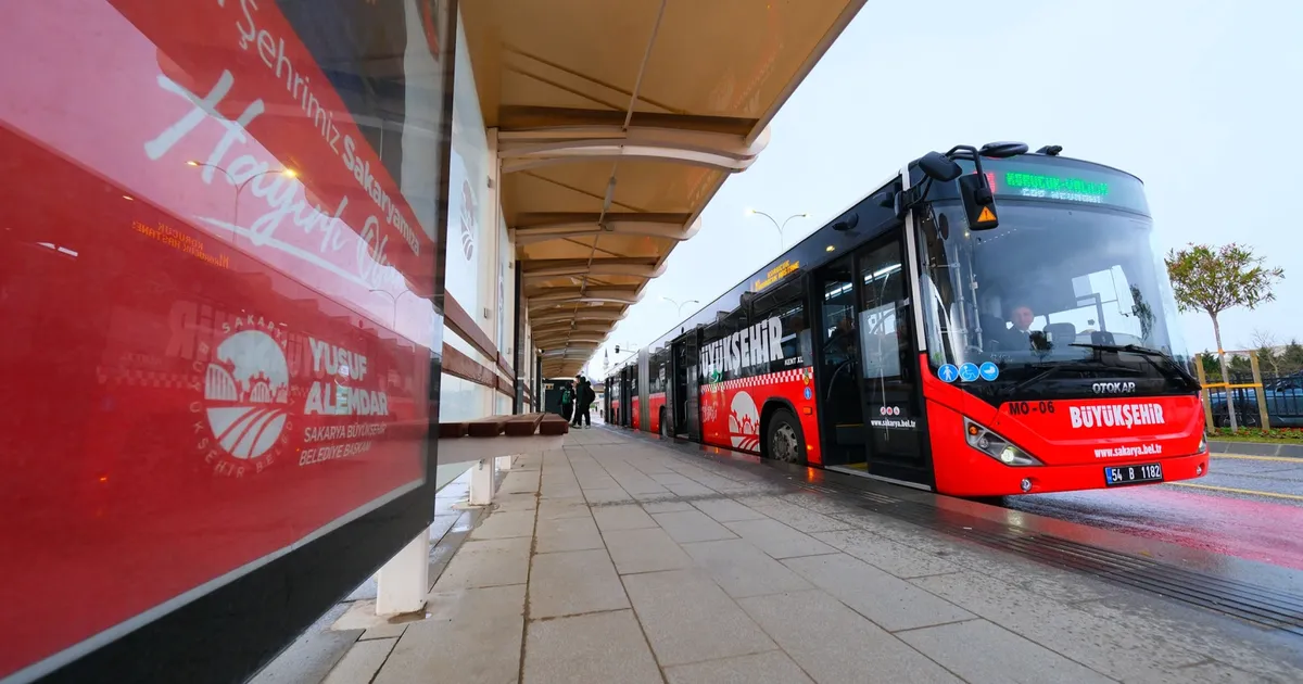 Sakarya’da toplu ulaşımda ilk tercih metrobüs